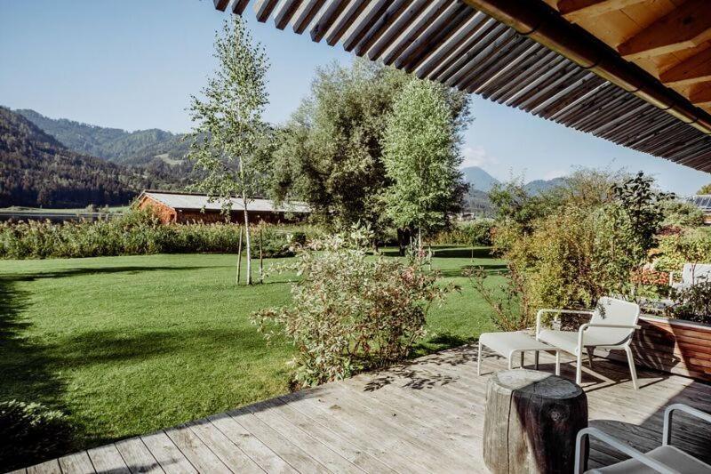 Seehotel Enzian Weissensee Eksteriør billede