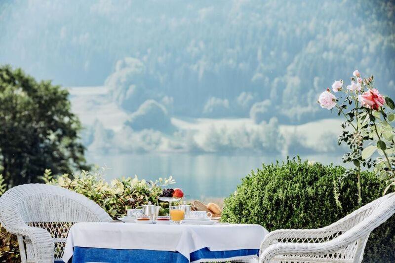 Seehotel Enzian Weissensee Eksteriør billede